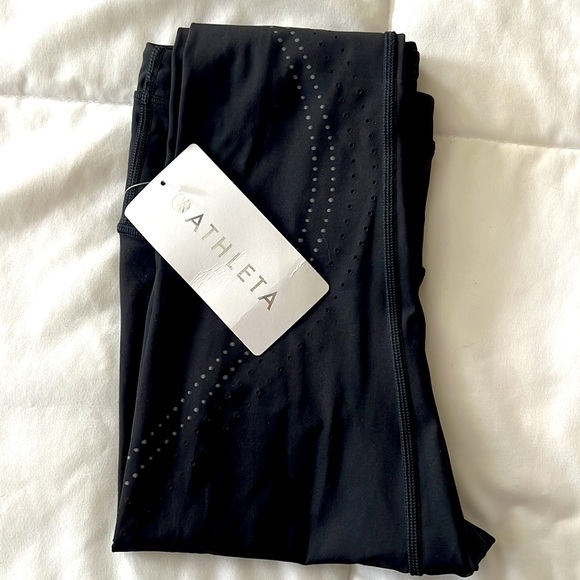 🚨 NWT 🚨 Athleta - size small - Accelerate Lasercut 7/8 Tight - Picture 6 of 6